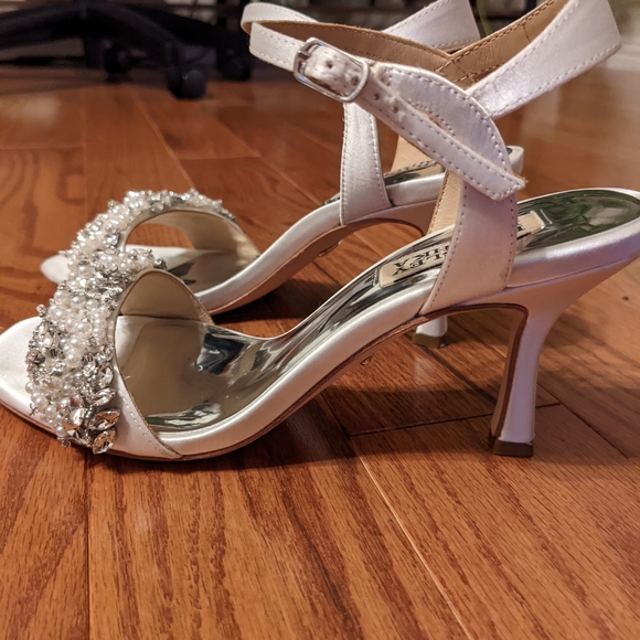 Badgley mischka heels sandals - Picture 3 of 8